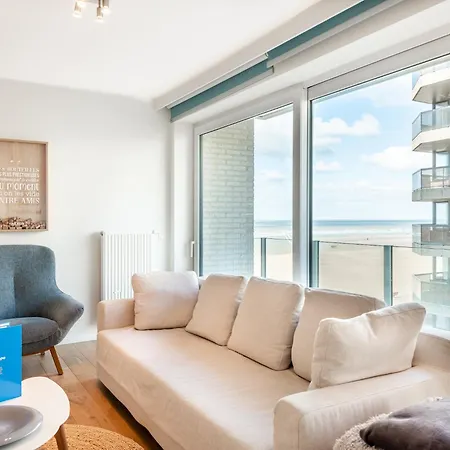 In With Sea Views, Cleaning Included Koksijde